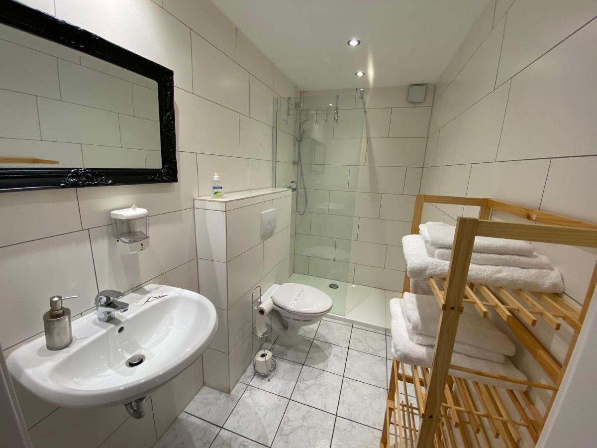 Mikroapartments Klarenthal Saarbrücken Esterno foto